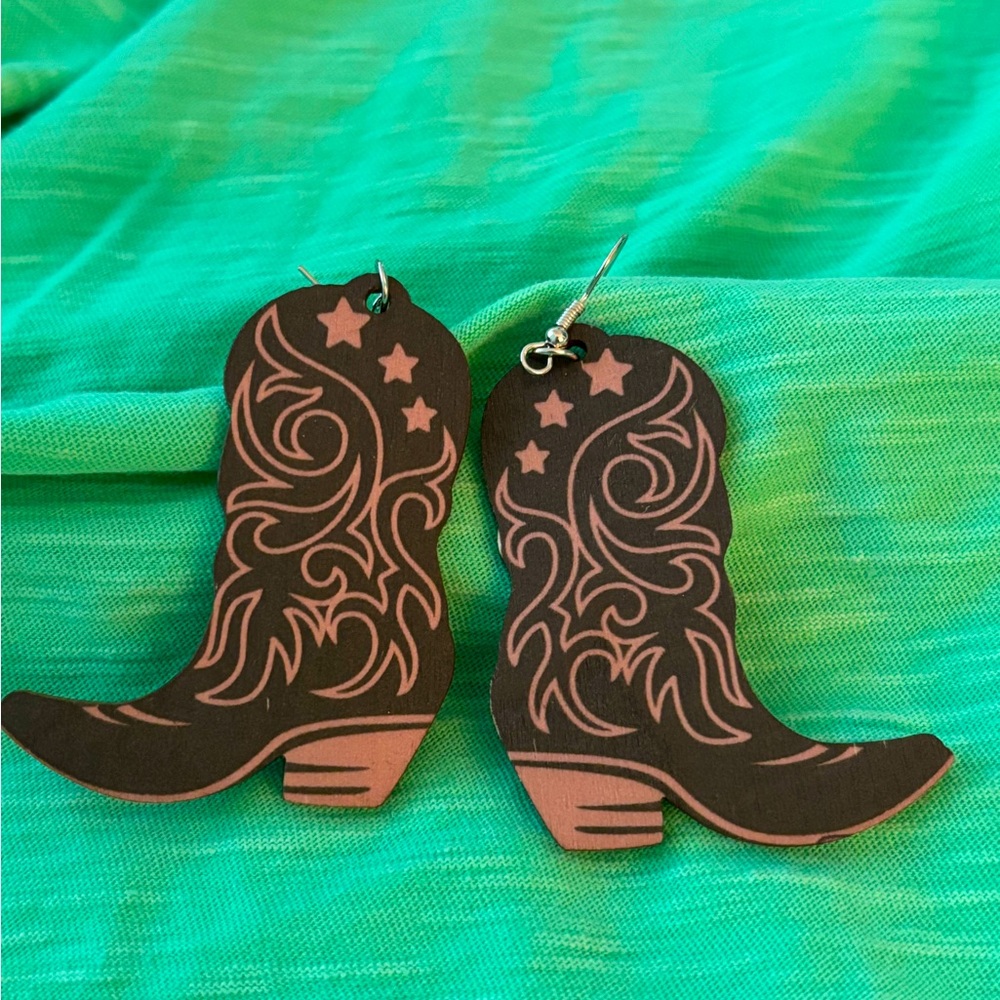 Cowboy earrings for pierced ears